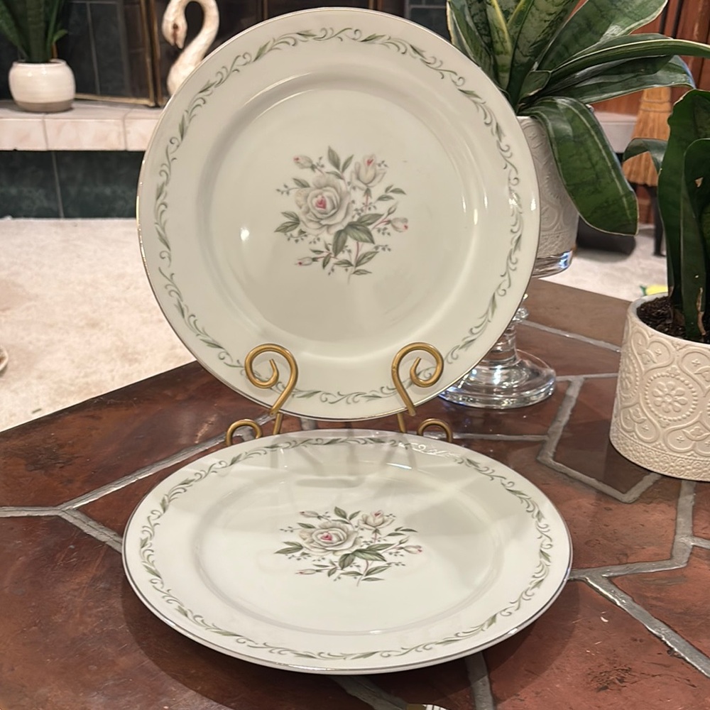 Diamond China Romance Dinner Plates Set of 2